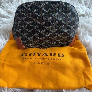 Goyard Black and Brown Monogram Cosmetic case